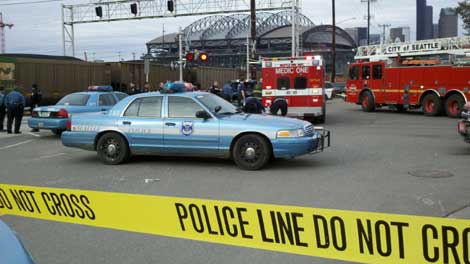 Pedestrian struck and killed by train in Seattle | king5.com