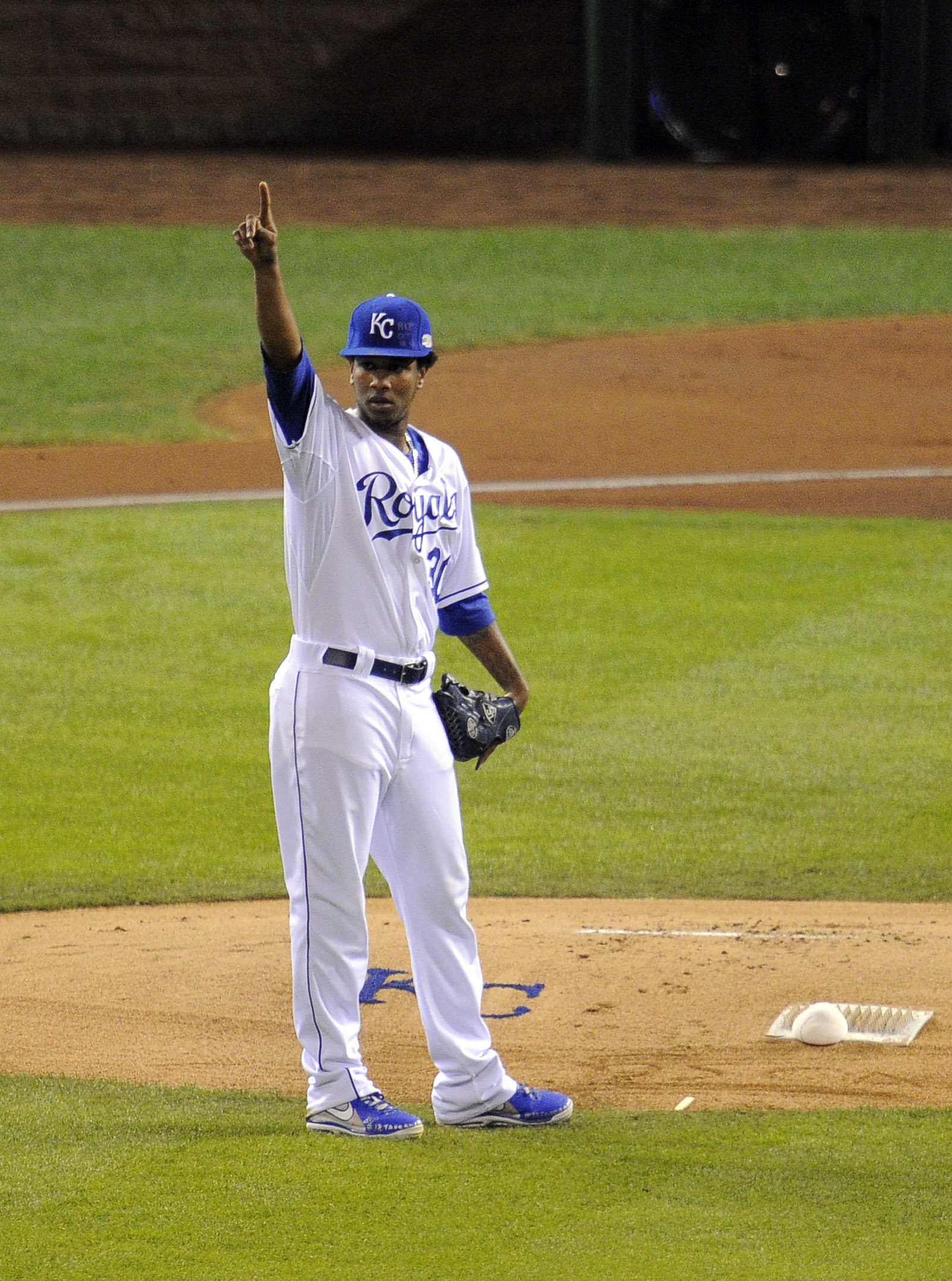 Royals Yordano Ventura pitches in the first inning during Game 6 of the World  Series at