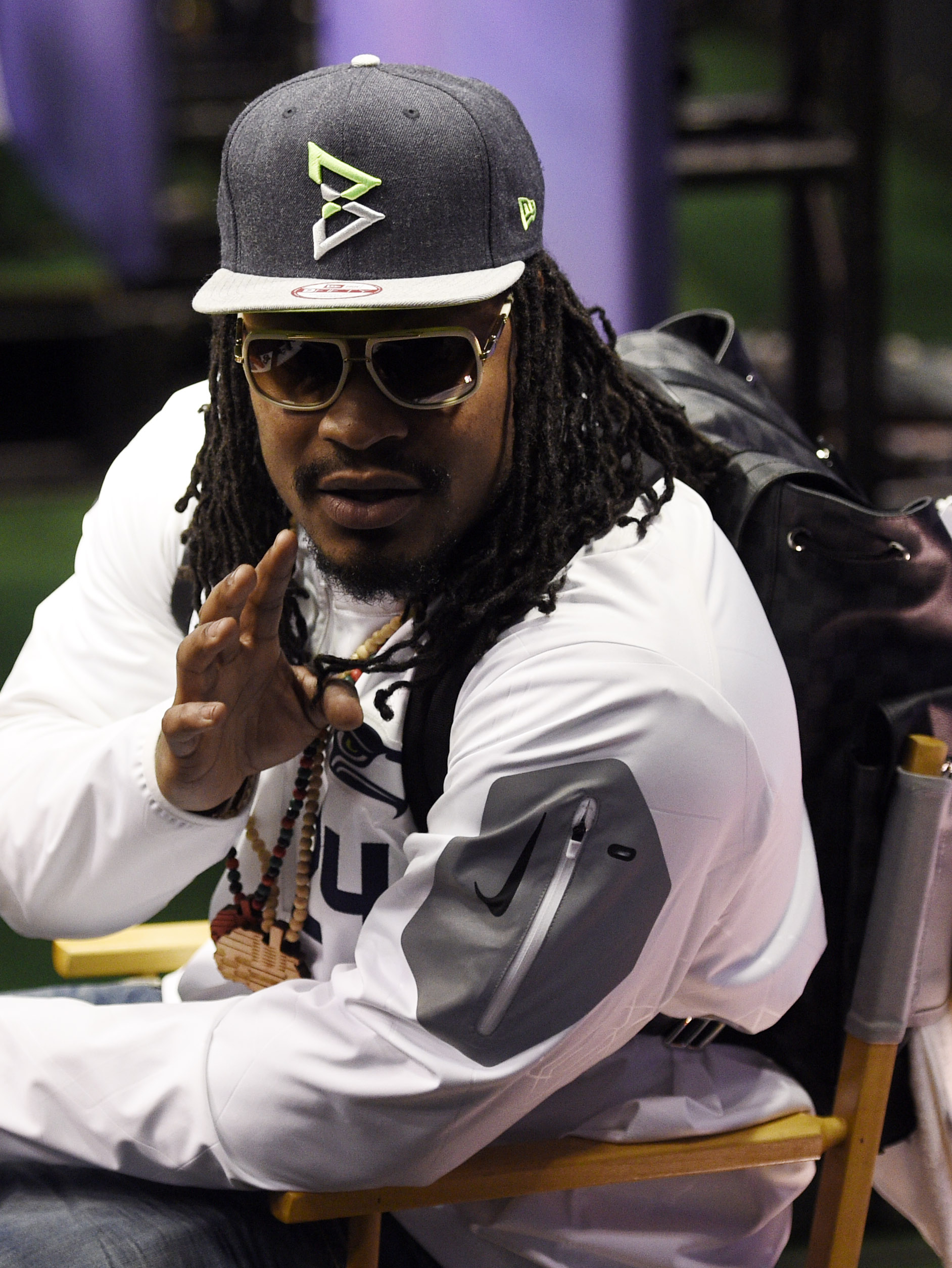 Shirts, Nwot Seattle Seahawks Marshawn Lynch Im Just Here So I Dont Get  Fined Tshirt