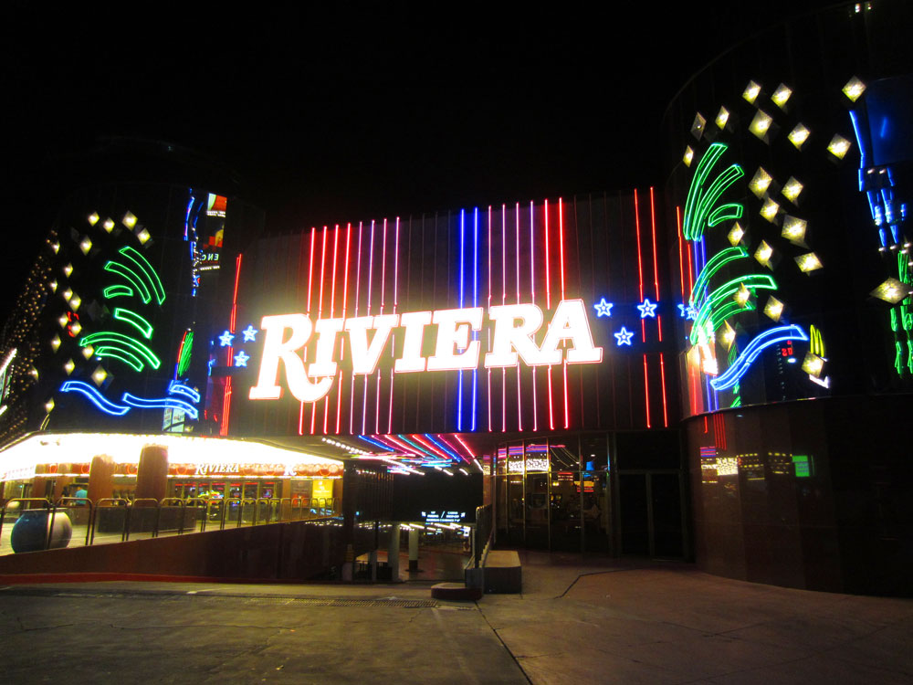 Las Vegas' Legendary Riviera Hotel Will Be Destroyed to Make Way
