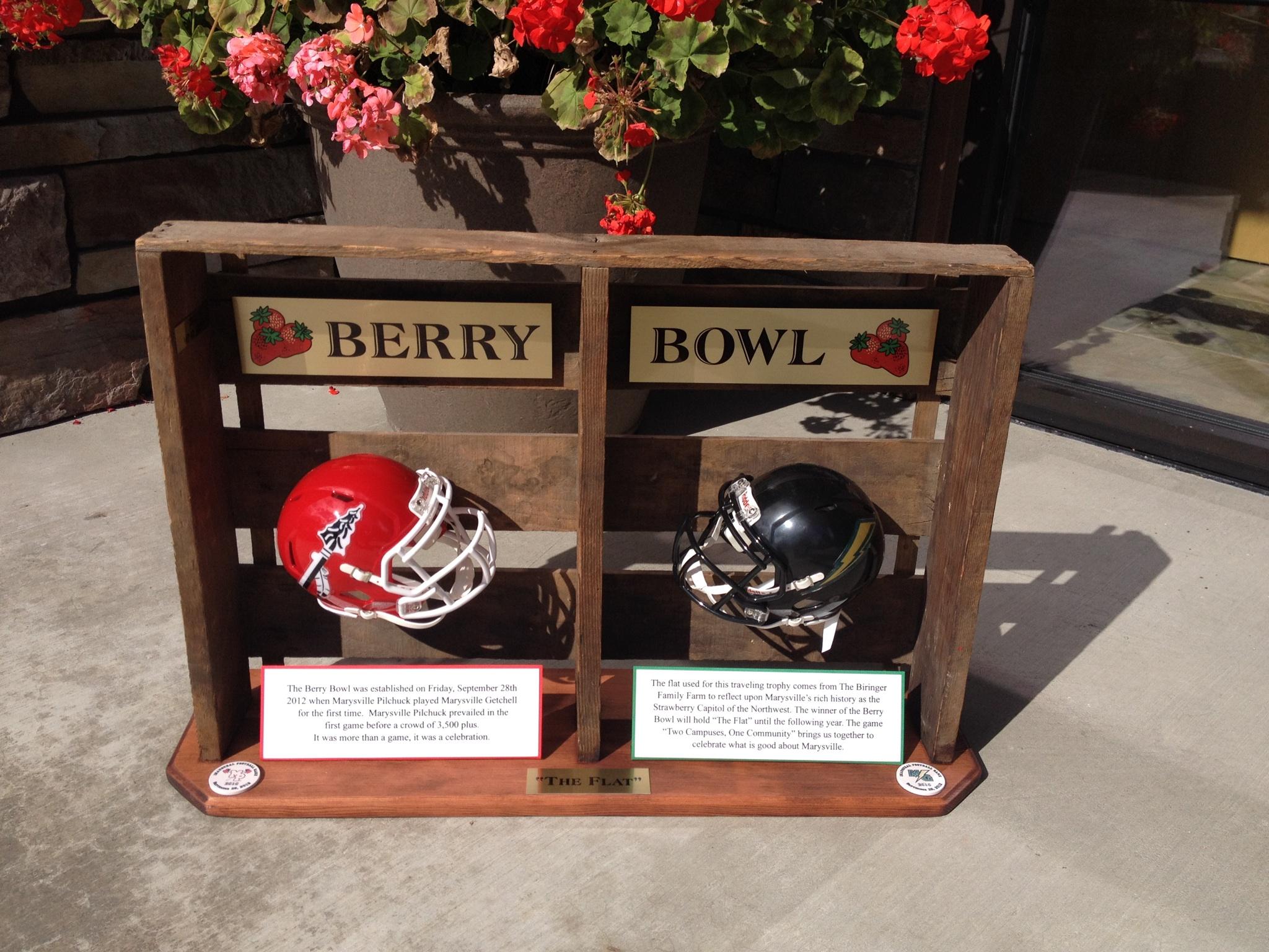 The Story Behind... The Berry Bowl MarysvillePilchuck vs. Marysville Getchell