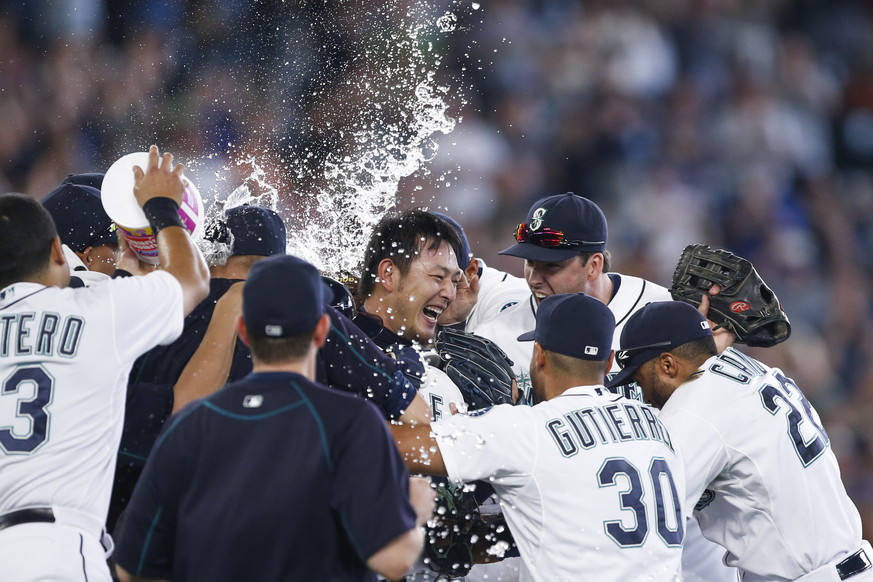 Hisashi Iwakuma is on the Mariners again after the Dodgers backed