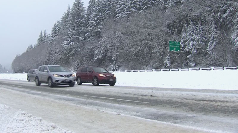 Eastbound I-90 reopens after snow closes pass | king5.com