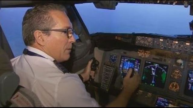 Alaska Airlines now has technology to teach pilots how to recover from stalls - KING5.com