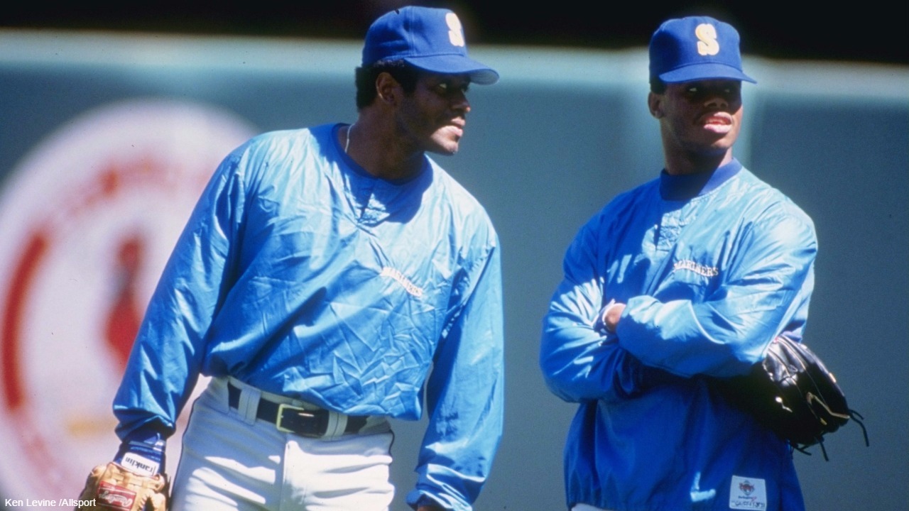 Why did Ken Griffey Jr. wear his hat backwards? MLB legend's iconic fashion  choice had little to with style