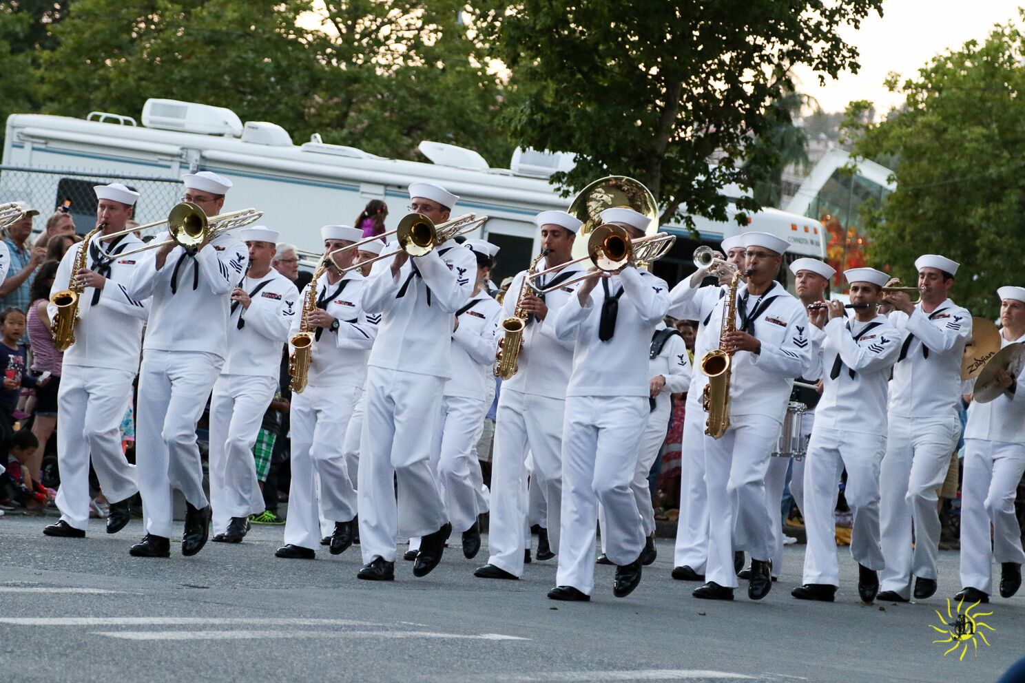 Seafair Torchlight Parade and Run takes to Seattle streets