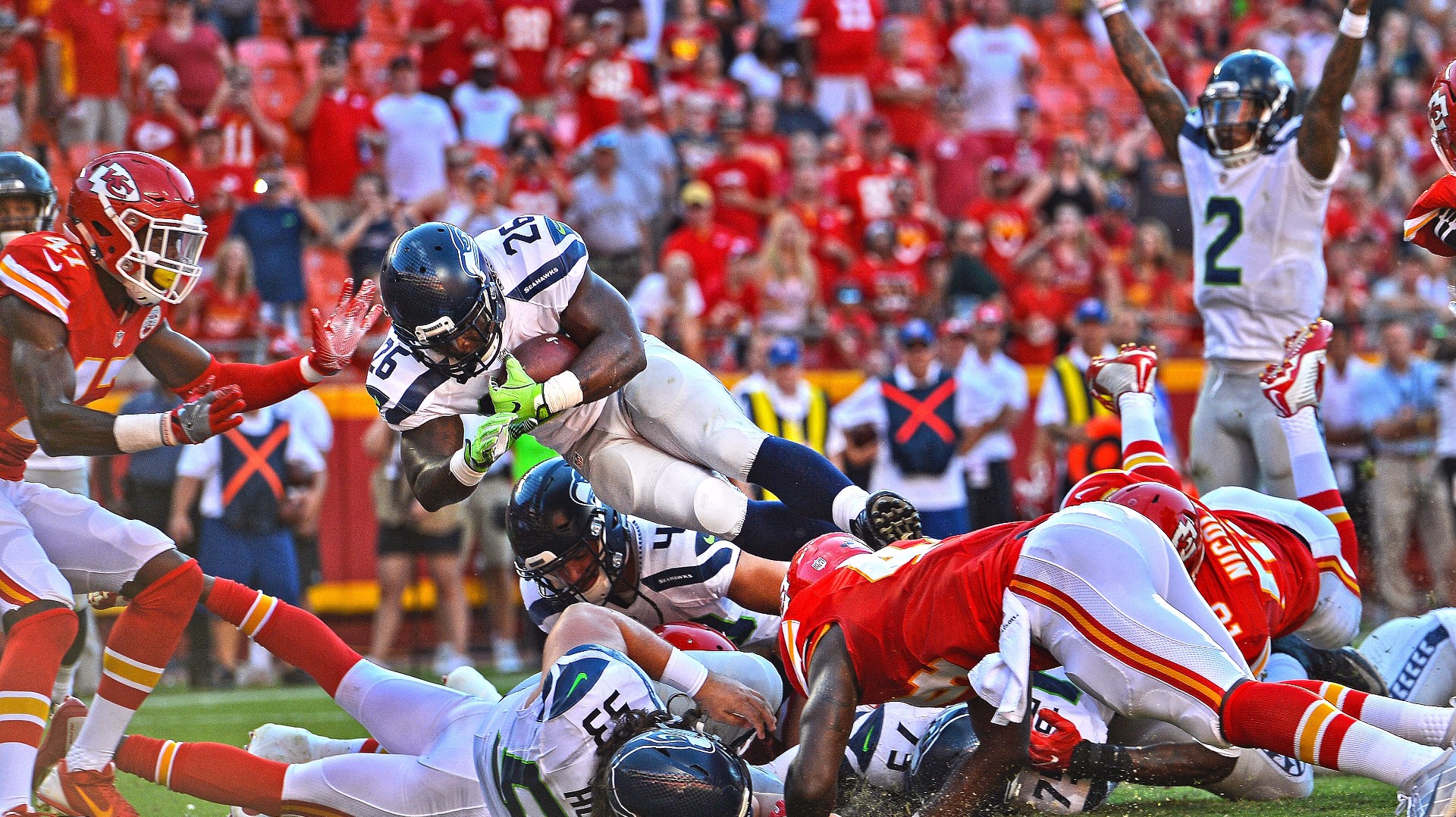 Seahawks top Chiefs 17-16 in preseason opener