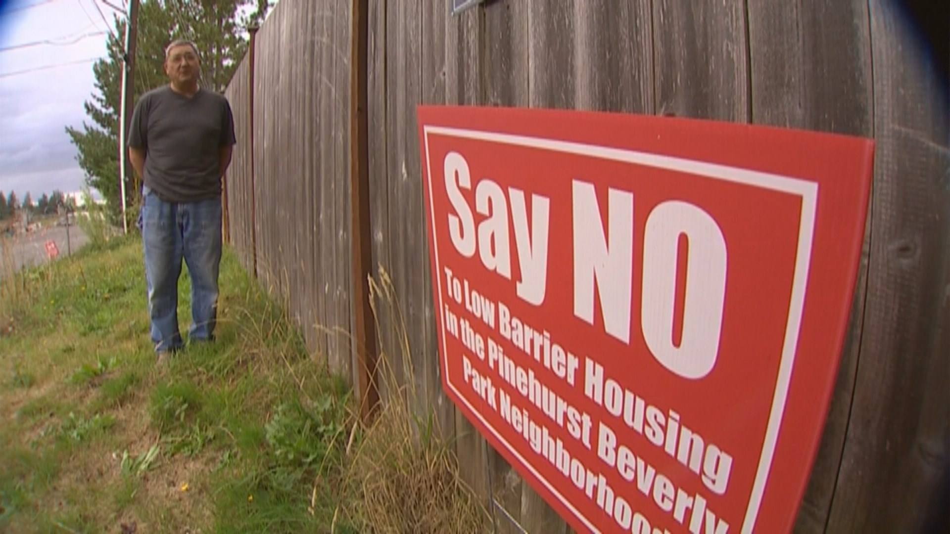 Neighbors criticize Everett homeless housing project