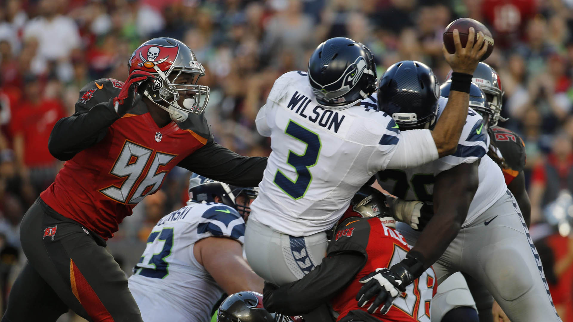 Wilson sacked 6 times as Seahawks fall 14-5 to Bucs