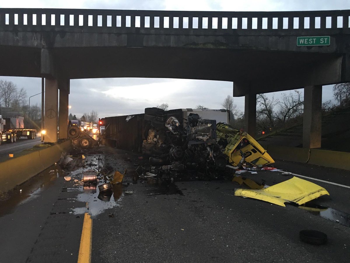 I-5 Reopens After Semi-crash Closes SB Lanes | King5.com