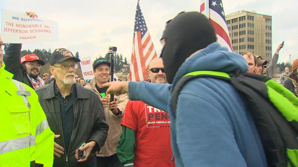 4 arrested at pro-Trump rally in Olympia for assaulting police - KING5.com
