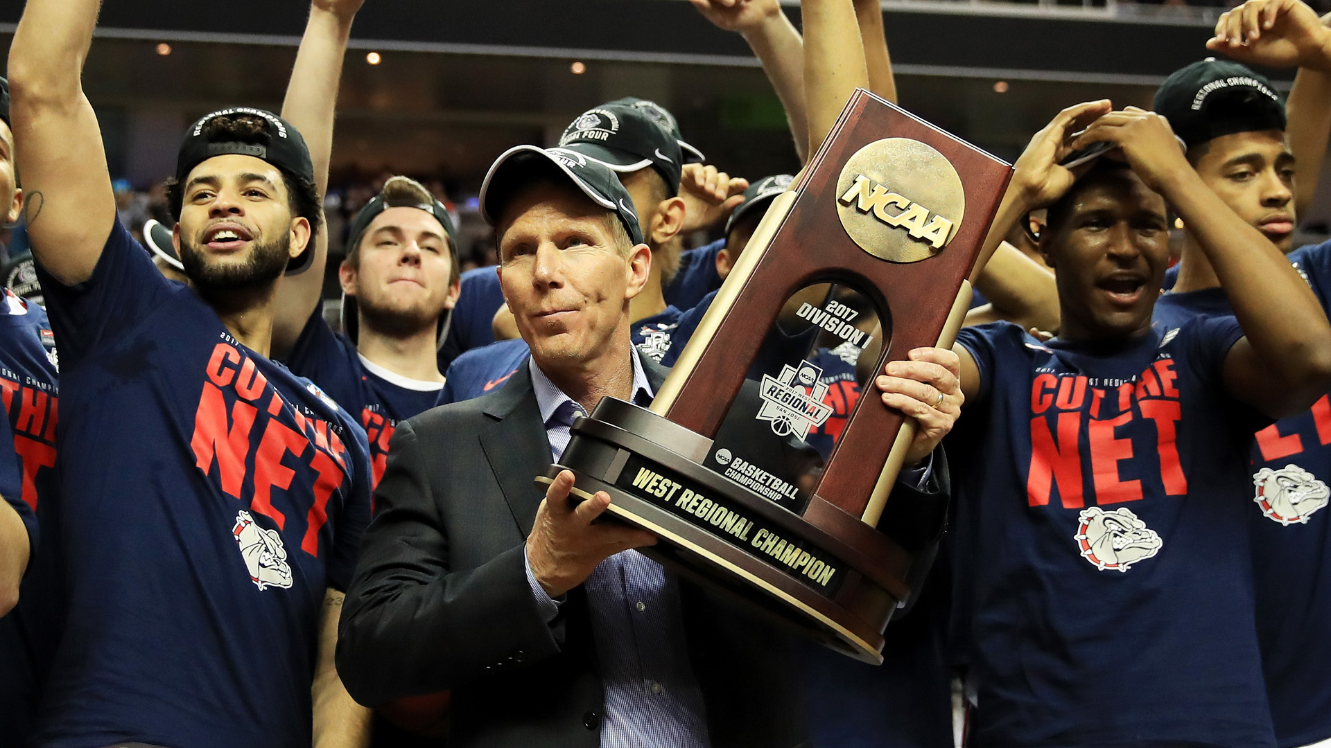 Gonzaga's Mark Few wins AP coach of the year