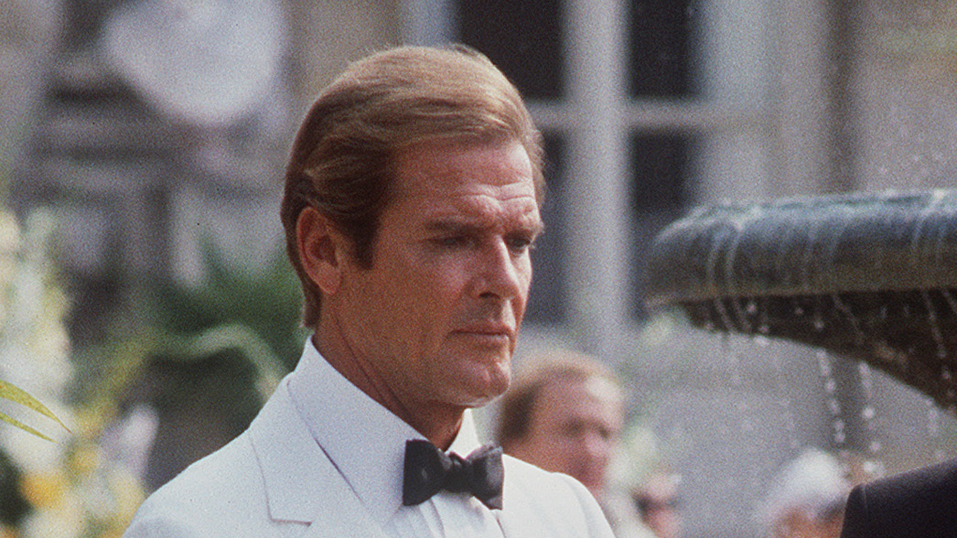Sir Roger Moore Of James Bond Fame Dies At 89 8398