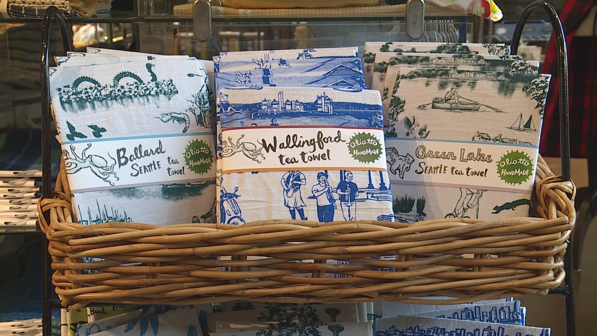 University Village S Locally Owned Stores Offer Gifts For Everyone On Your Holiday Shopping List King5 Com