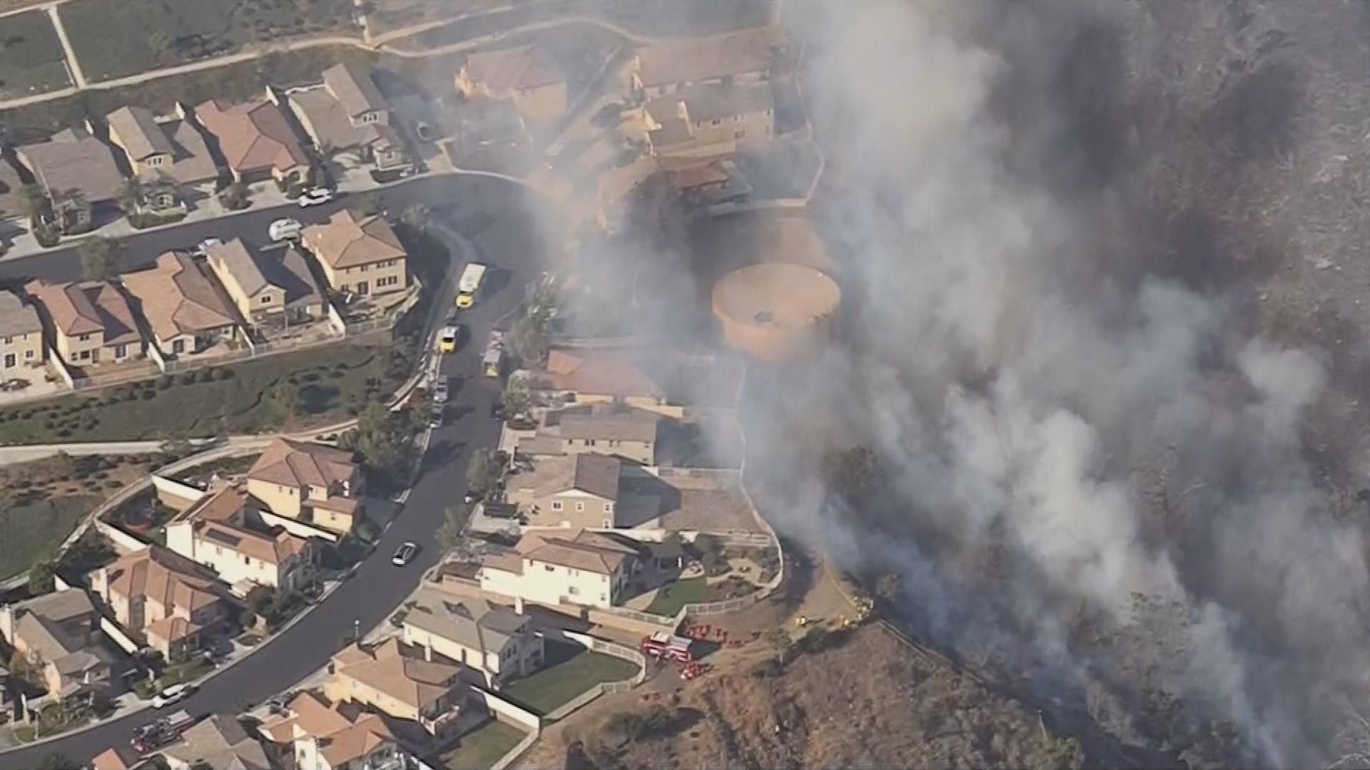 Multiple wildfires destroy homes in Los Angeles County ...