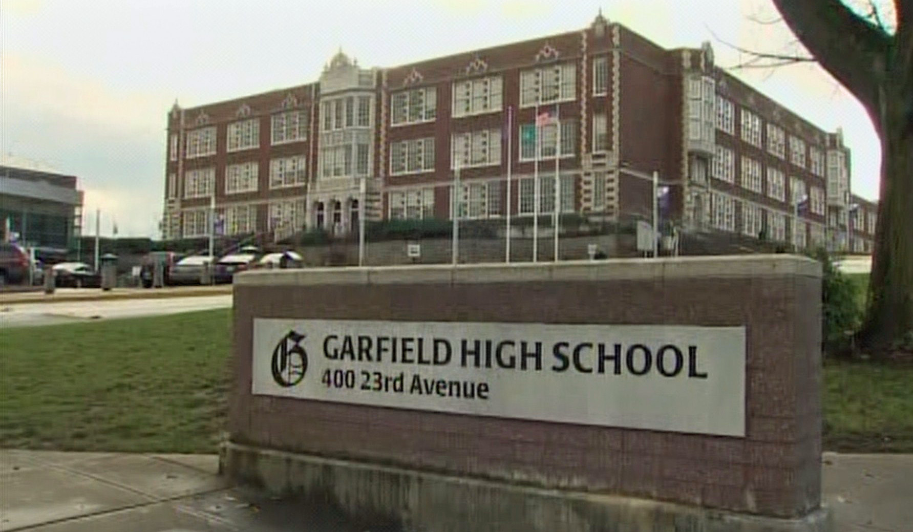 When was the school founded. Garfield High School. Chingford Foundation School. School is over.