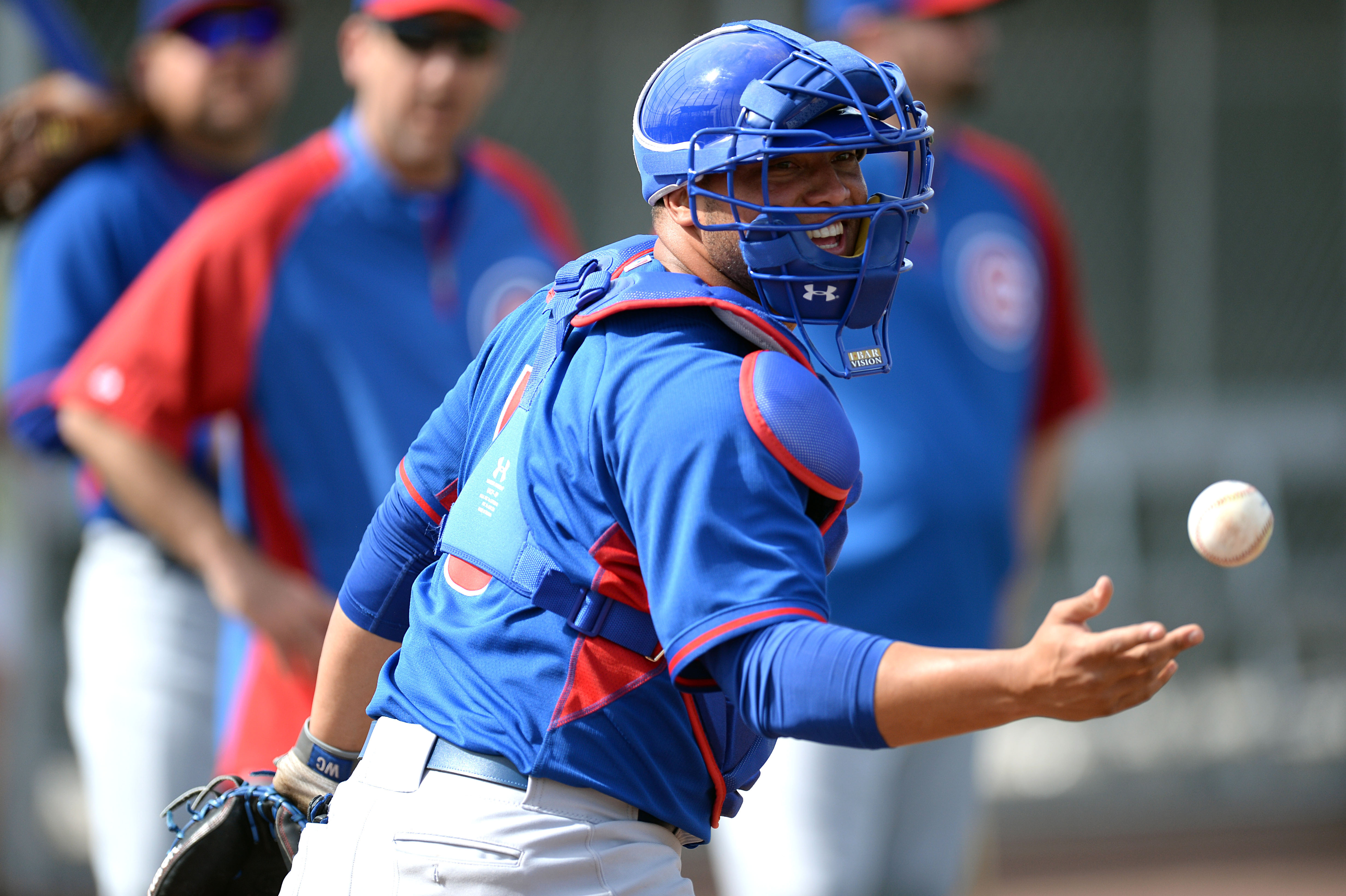 Mariners send Yoervis Medina to Cubs for Welington Castillo | king5.com
