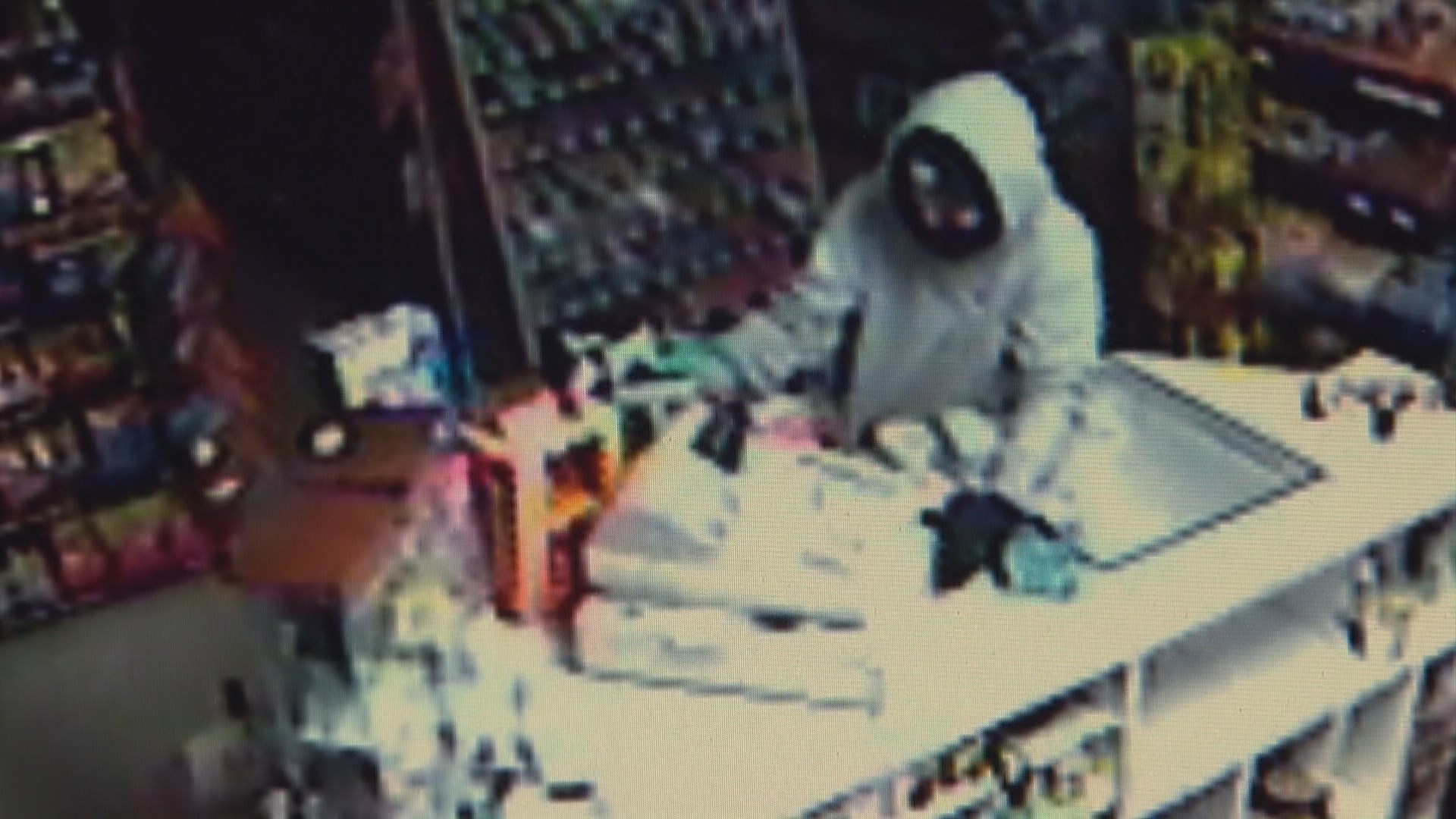 Two Seattle convenience stores owned by same man burglarized | king5.com