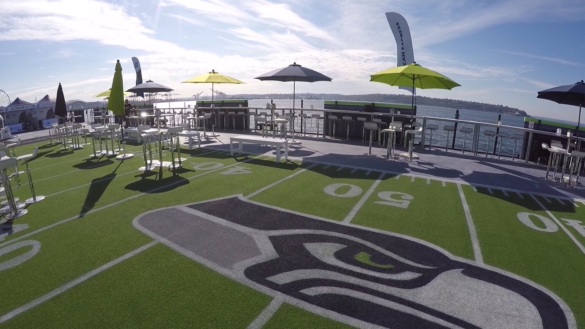 Hawks Island a floating pregame party for select Seahawks fans | king5.com