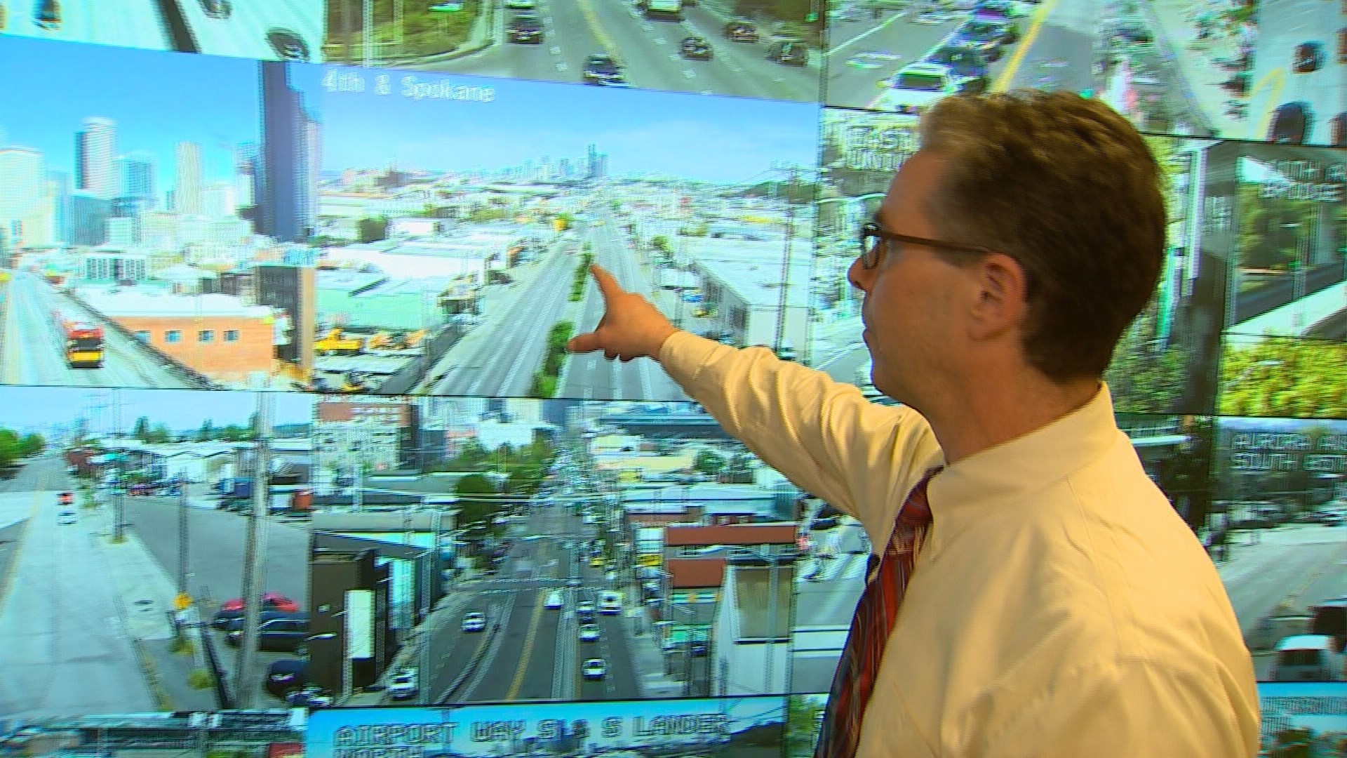 A look inside traffic command centers for viaduct closure | king5.com