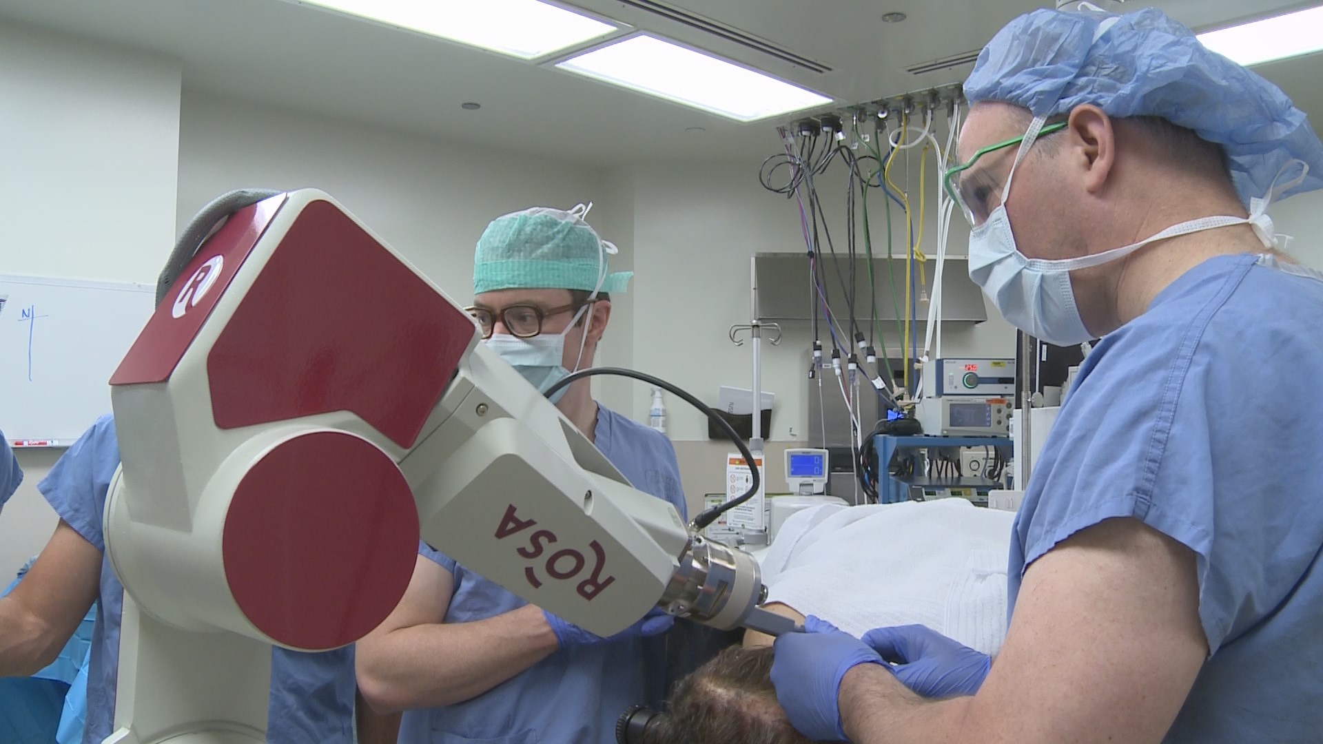 Using robotic surgery to remove adrenal glands | wqad.com