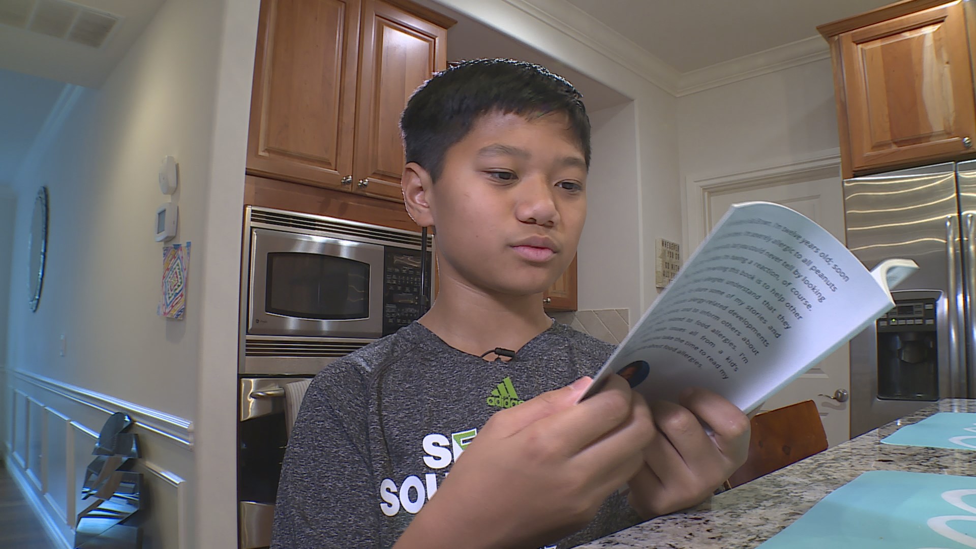 king5.com | Kirkland 13-year-old writes food allergy book for kids