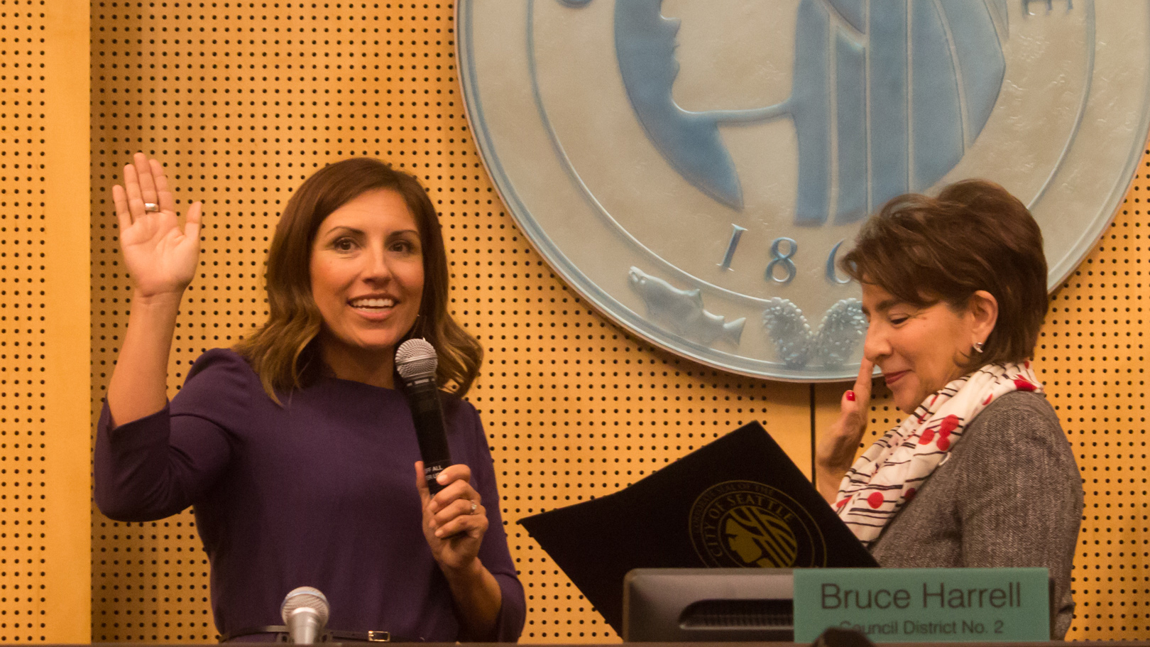 Seattle Councilmember Teresa Mosqueda sworn in | king5.com